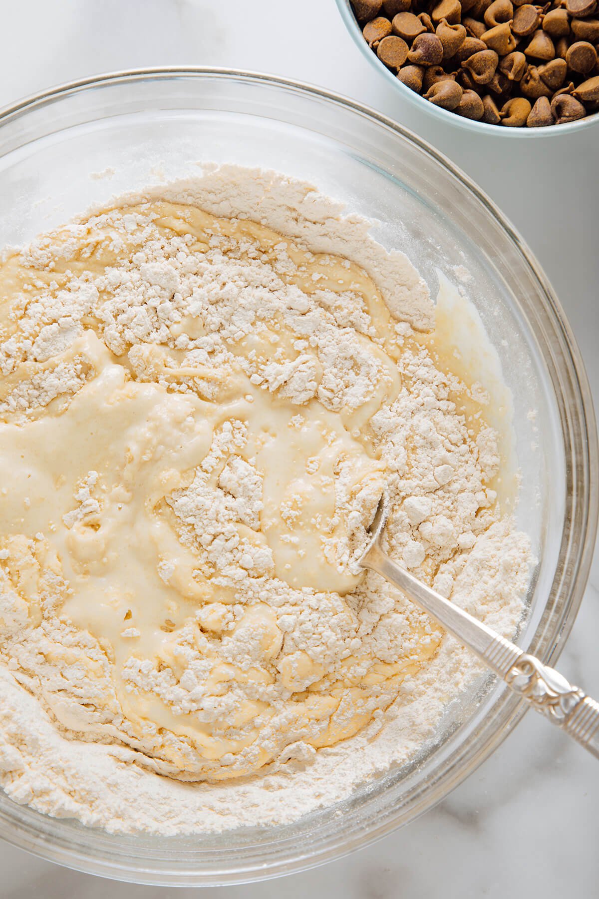 how to make chocolate chip muffins